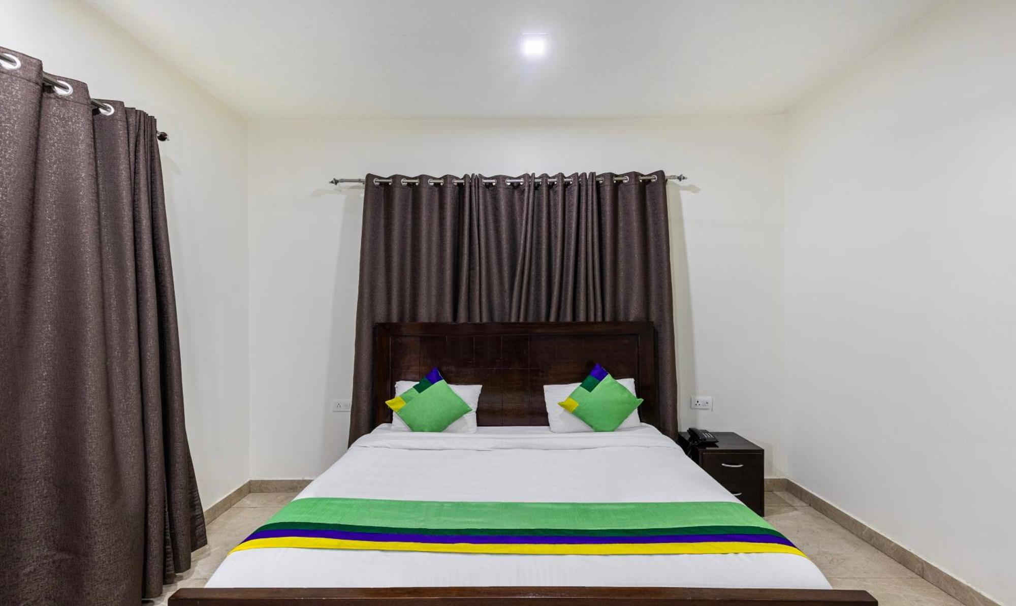 Treebo Olive Lake View Inn June Estate Bhīm Tāl المظهر الخارجي الصورة